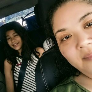 Meet your Posher, Monique